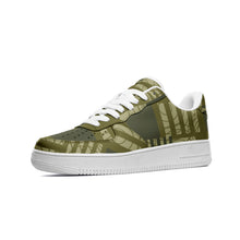 Load image into Gallery viewer, Unisex Low Top Leather Sneakers