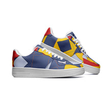 Load image into Gallery viewer, Unisex Low Top Leather Sneakers