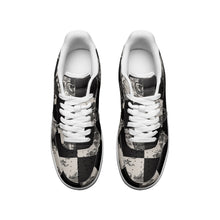 Load image into Gallery viewer, Unisex Low Top Leather Sneakers