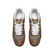 Load image into Gallery viewer, Unisex Low Top Leather Sneakers