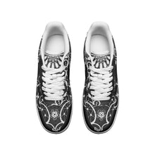 Load image into Gallery viewer, Unisex Low Top Leather Sneakers