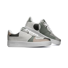 Load image into Gallery viewer, Unisex Low Top Leather Sneakers