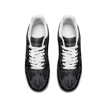 Load image into Gallery viewer, Unisex Low Top Leather Sneakers