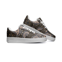 Load image into Gallery viewer, Unisex Low Top Leather Sneakers