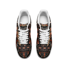 Load image into Gallery viewer, Unisex Low Top Leather Sneakers