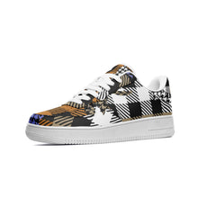 Load image into Gallery viewer, Unisex Low Top Leather Sneakers