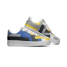 Load image into Gallery viewer, Unisex Low Top Leather Sneakers