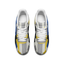 Load image into Gallery viewer, Unisex Low Top Leather Sneakers