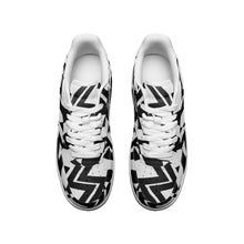 Load image into Gallery viewer, Unisex Low Top Leather Sneakers