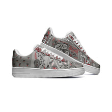Load image into Gallery viewer, Unisex Low Top Leather Sneakers