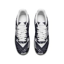 Load image into Gallery viewer, Unisex Low Top Leather Sneakers