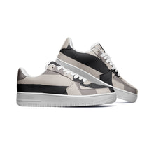 Load image into Gallery viewer, Unisex Low Top Leather Sneakers