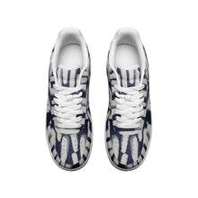 Load image into Gallery viewer, Unisex Low Top Leather Sneakers