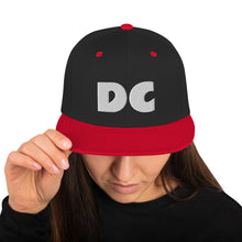 Load image into Gallery viewer, Snapback Hat