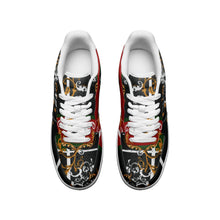 Load image into Gallery viewer, Unisex Low Top Leather Sneakers