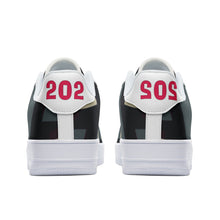 Load image into Gallery viewer, Unisex Low Top Leather Sneakers
